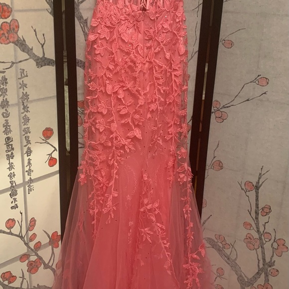 Stunning Amelia Couture prom dress. - Picture 2 of 4